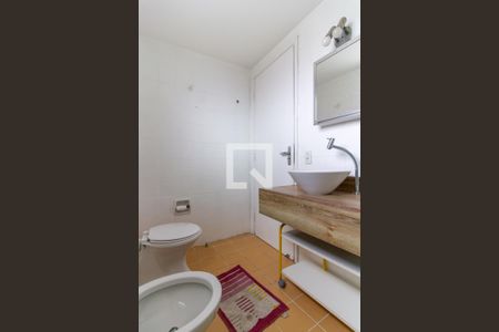 Apartamento à venda com 71m², 2 quartos e 1 vaga Apartamento à venda com 71m², 2 quartos e 1 vagaBanheiro