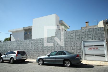 Casa à venda com 172m², 3 quartos e 2 vagasFachada
