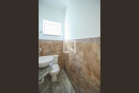 Casa à venda com 172m², 3 quartos e 2 vagasBanheiro 2