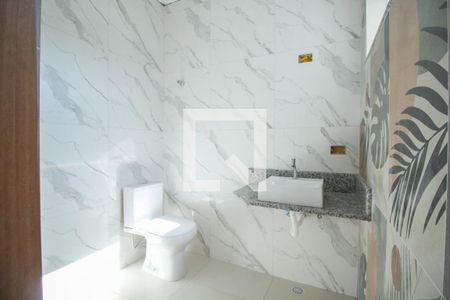 Casa à venda com 172m², 3 quartos e 2 vagasBanheiro 3