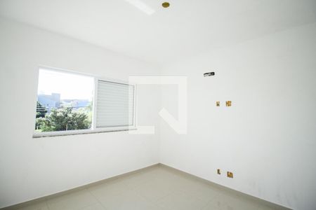 Quarto  de casa à venda com 3 quartos, 172m² em Vila Invernada, São Paulo