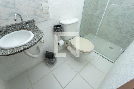 Banheiro  de apartamento para alugar com 2 quartos, 44m² em Conceição, Diadema