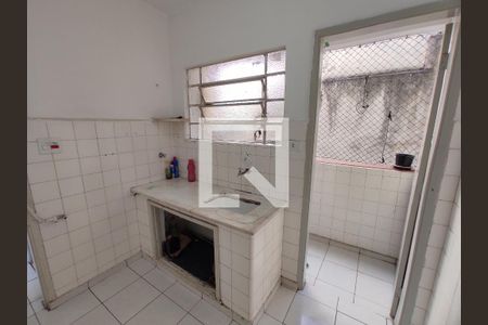 Cozinha de apartamento para alugar com 2 quartos, 52m² em Perdizes, São Paulo