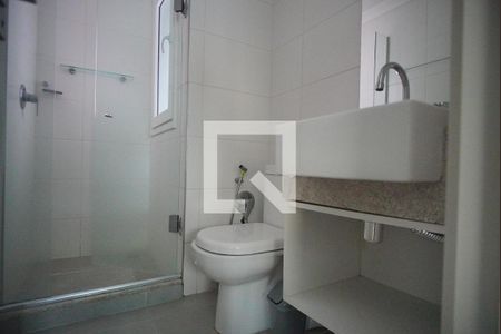 Banheiro Corredor de kitnet/studio para alugar com 1 quarto, 37m² em Independência, Porto Alegre