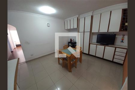 Casa à venda com 5 quartos, 288m² em Parque Assuncao, Taboão da Serra