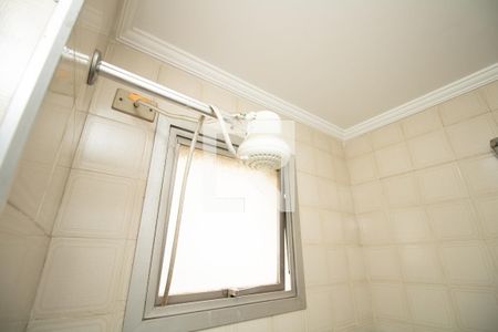 Apartamento à venda com 113m², 3 quartos e 2 vagasBanheiro de serviço- chuveiro