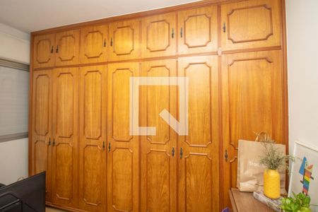 Apartamento à venda com 113m², 3 quartos e 2 vagasQuarto 2