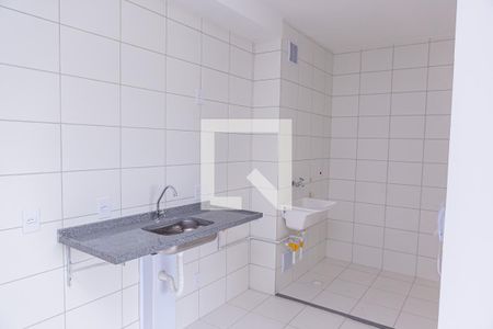 Cozinha e Área de Serviço de apartamento para alugar com 2 quartos, 33m² em Cidade Antônio Estevão de Carvalho, São Paulo