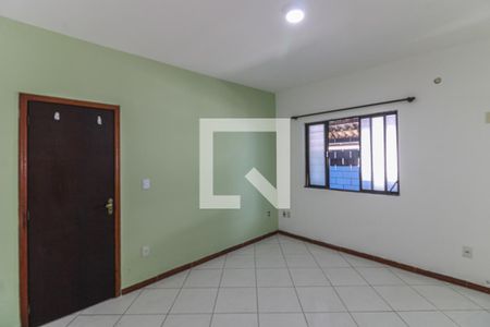 Quarto 1 de casa para alugar com 3 quartos, 80m² em Vargem Grande, Rio de Janeiro