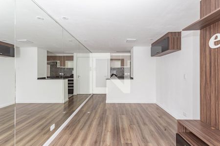 Sala de apartamento para alugar com 2 quartos, 50m² em Taboão, São Paulo