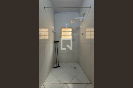 Banheiro de casa para alugar com 1 quarto, 80m² em Jardim Alzira Franco, Santo André