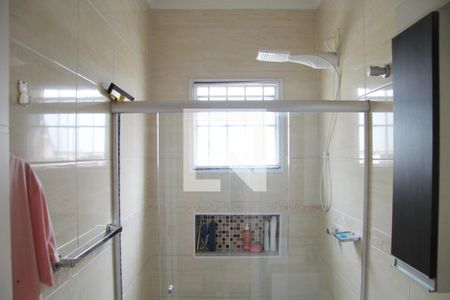 Casa à venda com 150m², 3 quartos e 2 vagasBanheiro social