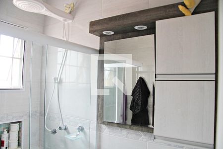 Casa à venda com 150m², 3 quartos e 2 vagasBanheiro da Suíte