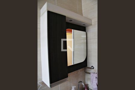 Casa à venda com 150m², 3 quartos e 2 vagasBanheiro social