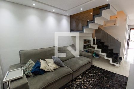 Sala de casa para alugar com 2 quartos, 80m² em Vila Paranaguá, São Paulo