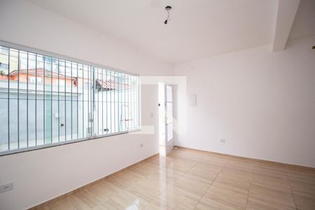 Sala de casa para alugar com 2 quartos, 75m² em Vila São Vicente, São Paulo