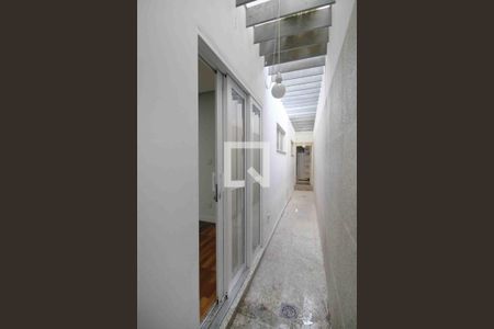 Área/Corredor  Lateral de casa para alugar com 4 quartos, 177m² em Além Ponte, Sorocaba