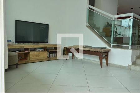 Sala de casa de condomínio à venda com 3 quartos, 120m² em Taquara, Rio de Janeiro