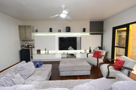 Sala de casa à venda com 5 quartos, 549m² em Chácara Meyer, São Paulo