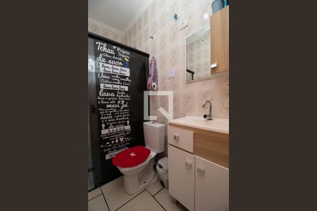 Banheiro de casa para alugar com 1 quarto, 49m² em Parque das Nações, Santo André