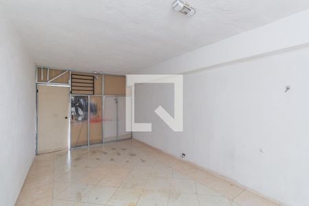 Casa à venda com 205m², 3 quartos e 5 vagas Casa à venda com 205m², 3 quartos e 5 vagasGaragem
