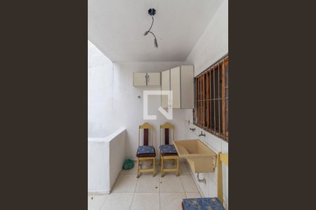 Casa à venda com 205m², 3 quartos e 5 vagas Casa à venda com 205m², 3 quartos e 5 vagasÁrea de Serviço