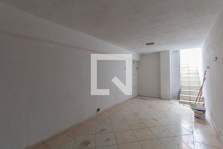 Casa à venda com 205m², 3 quartos e 5 vagas Casa à venda com 205m², 3 quartos e 5 vagasGaragem