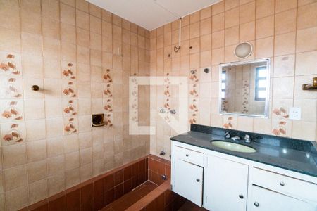 Casa à venda com 400m², 6 quartos e 7 vagas Casa à venda com 400m², 6 quartos e 7 vagasBanheiro da Suíte 4