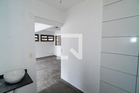 Casa à venda com 400m², 6 quartos e 7 vagas Casa à venda com 400m², 6 quartos e 7 vagasPorão - Banheiro