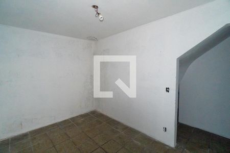 Casa à venda com 400m², 6 quartos e 7 vagas Casa à venda com 400m², 6 quartos e 7 vagasPorão - Quarto 2