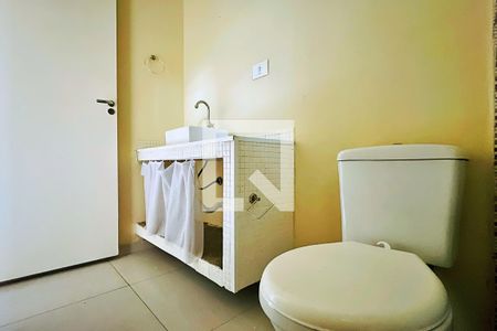 Banheiro de kitnet/studio para alugar com 1 quarto, 43m² em Vila Sorocabana, Guarulhos