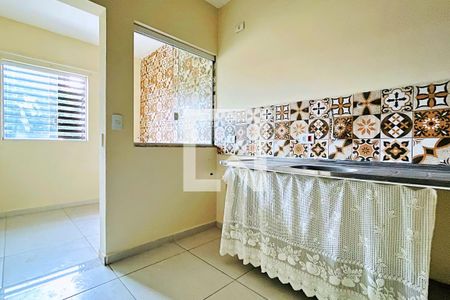 Cozinha de kitnet/studio para alugar com 1 quarto, 43m² em Vila Sorocabana, Guarulhos