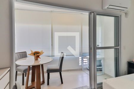 Apartamento para alugar com 25m², 1 quarto e 1 vagaStudio - Quarto e Cozinha