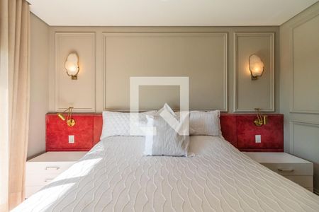 Apartamento à venda com 281m², 3 quartos e 3 vagas Apartamento à venda com 281m², 3 quartos e 3 vagasSuíte 2