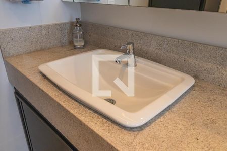 Apartamento à venda com 281m², 3 quartos e 3 vagas Apartamento à venda com 281m², 3 quartos e 3 vagasBanheiro da Suíte 3