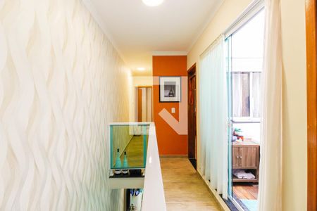 Casa à venda com 92m², 3 quartos e 2 vagasCorredor