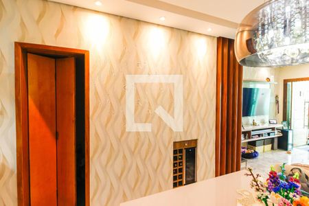 Sala de casa à venda com 3 quartos, 92m² em Vila Carrão, São Paulo