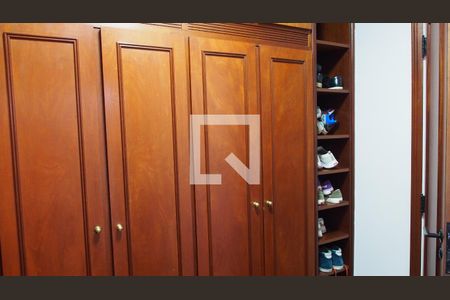 Apartamento à venda com 106m², 3 quartos e 2 vagasSuíte closet