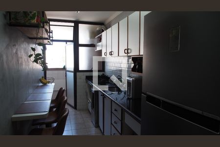 Apartamento à venda com 106m², 3 quartos e 2 vagasCozinha