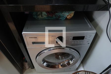 Apartamento à venda com 60m², 1 quarto e 2 vagasCozinha e Área de Serviço