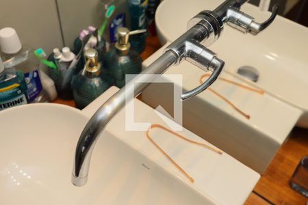 Apartamento à venda com 60m², 1 quarto e 2 vagasBanheiro da Suíte