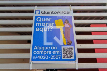 Casa à venda com 120m², 2 quartos e 2 vagasFachada