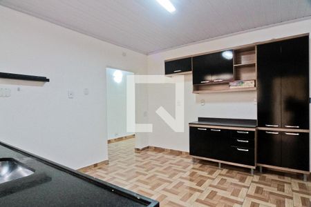 Casa à venda com 120m², 2 quartos e 2 vagasCozinha