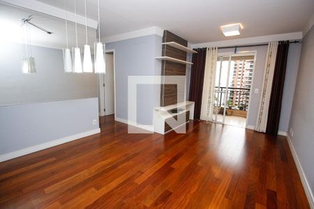 Sala de apartamento para alugar com 3 quartos, 70m² em Vila Suzana, São Paulo