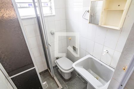 Banheiro de kitnet/studio para alugar com 1 quarto, 22m² em Centro, Rio de Janeiro