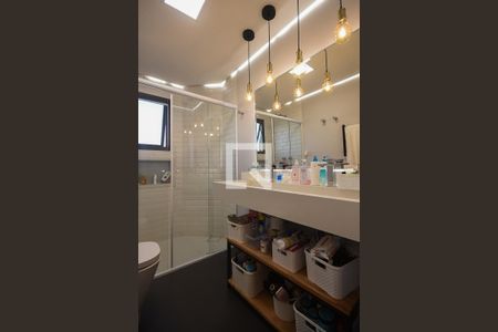 Apartamento à venda com 213m², 4 quartos e 3 vagasBanheiro Suíte 2