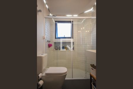 Apartamento à venda com 213m², 4 quartos e 3 vagasBanheiro Suíte 2