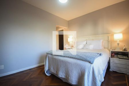 Apartamento à venda com 213m², 4 quartos e 3 vagasSuíte 2