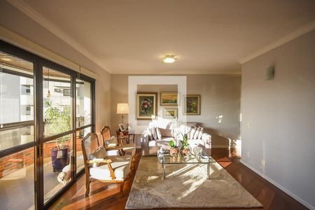 Sala de apartamento à venda com 4 quartos, 213m² em Vila Suzana, São Paulo