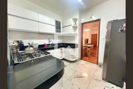 Cozinha de apartamento à venda com 3 quartos, 98m² em Gutierrez, Belo Horizonte